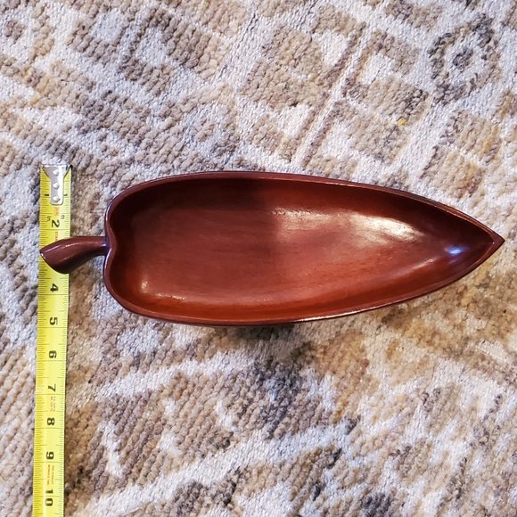 A 1960s 70's Leaf Shape mahogany mid modern tray - Picture 4 of 6